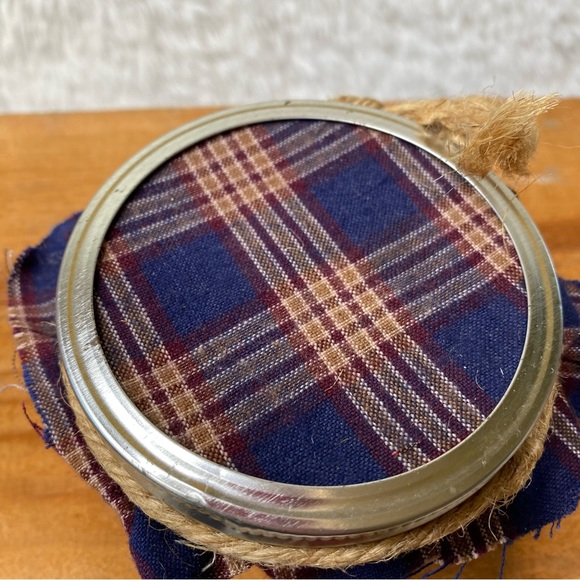 Winter Wonderland Christmas Toy Soldier Mini Snow Globe Scene Christmas Decor - Picture 7 of 7